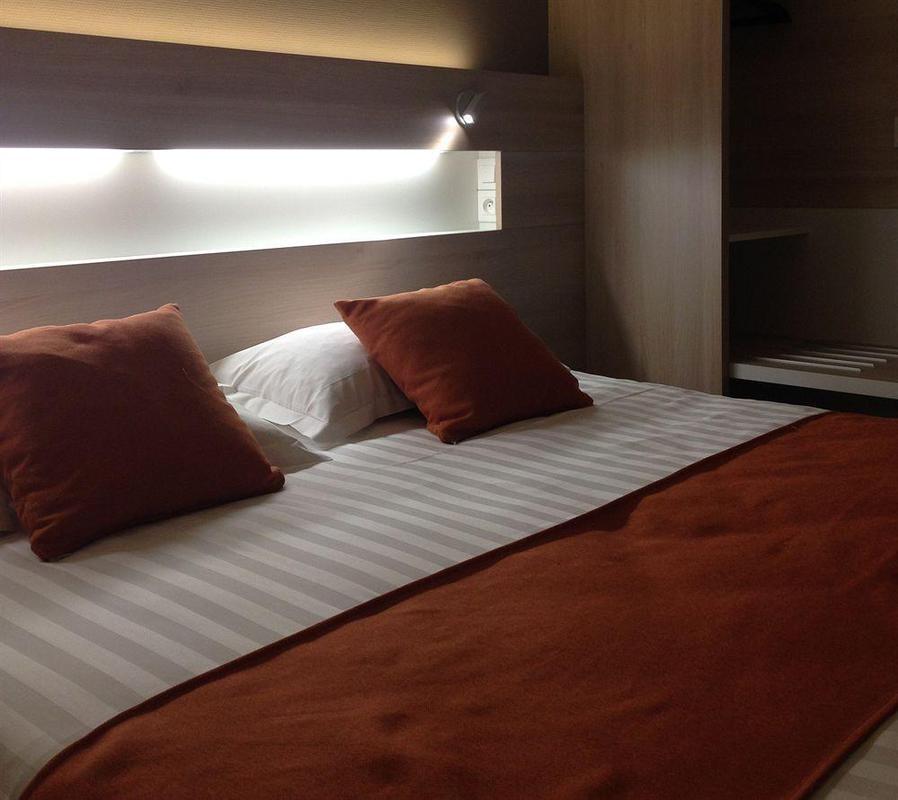Hotel Restaurant L'Eskemm St Brieuc-Tregueux ภายนอก รูปภาพ