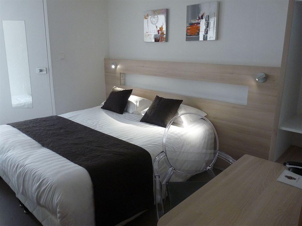 Hotel Restaurant L'Eskemm St Brieuc-Tregueux ภายนอก รูปภาพ