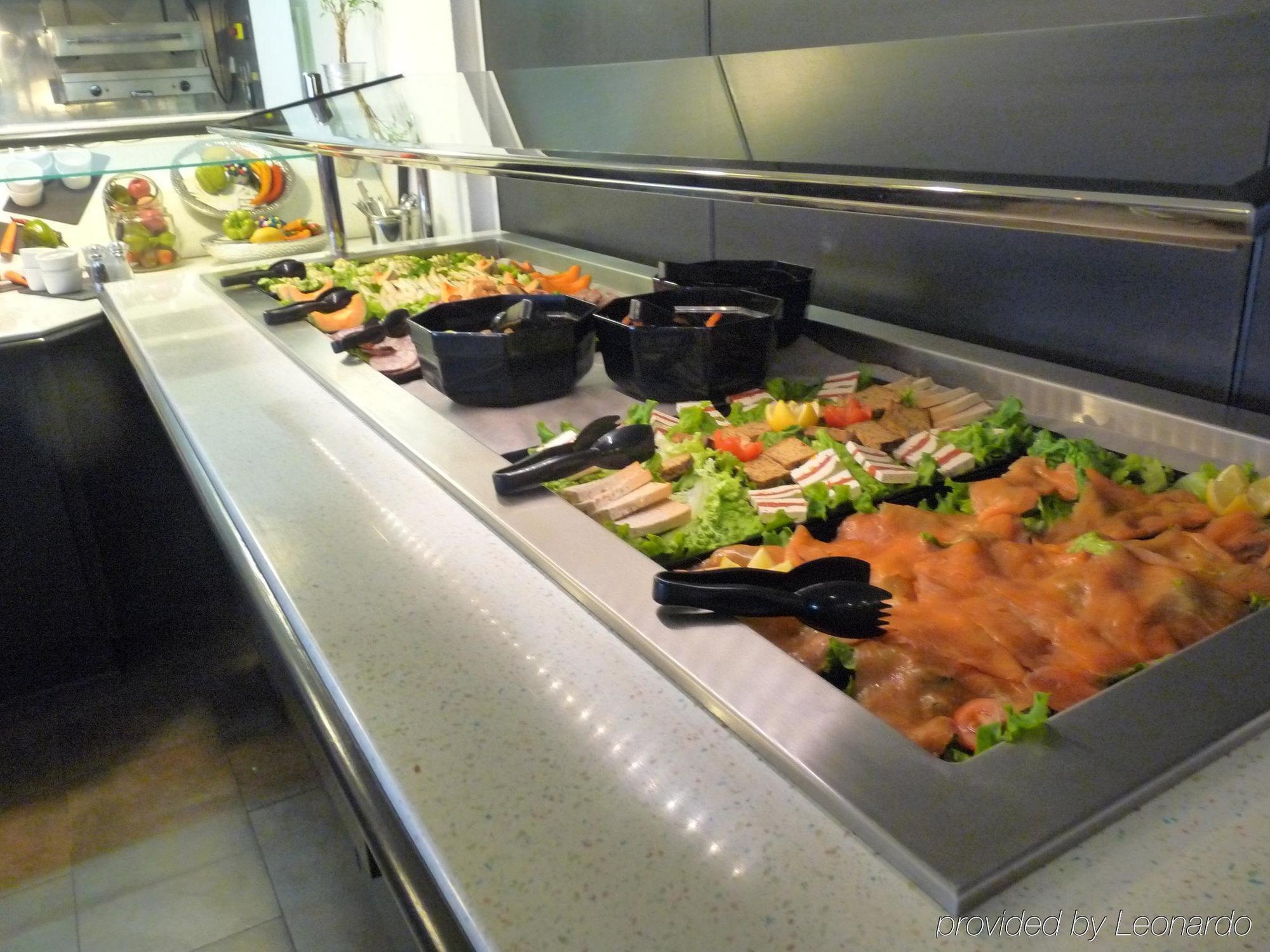 Hotel Restaurant L'Eskemm St Brieuc-Tregueux ภายนอก รูปภาพ