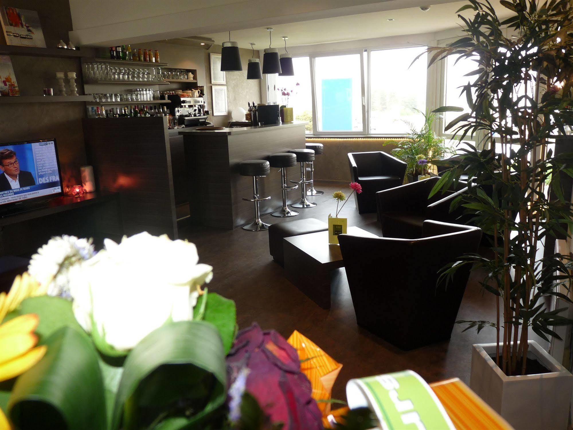 Hotel Restaurant L'Eskemm St Brieuc-Tregueux ภายนอก รูปภาพ